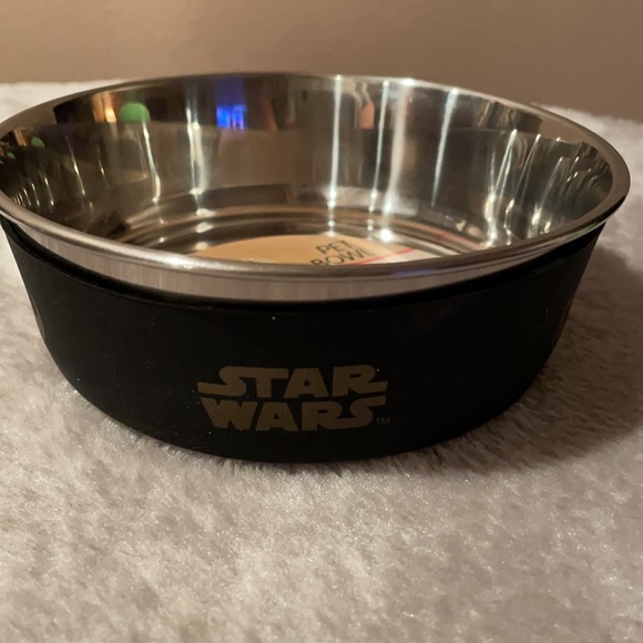 Disney Star Wars 2 cups Small pet bowl new - Picture 3 of 5